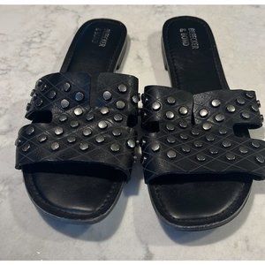 Bleecker and Bond Saffron Sandal‎ Size 8.5